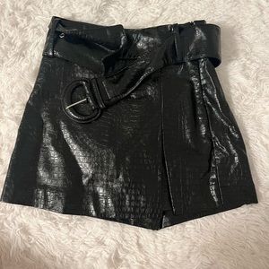 Zara leather skort! Size small